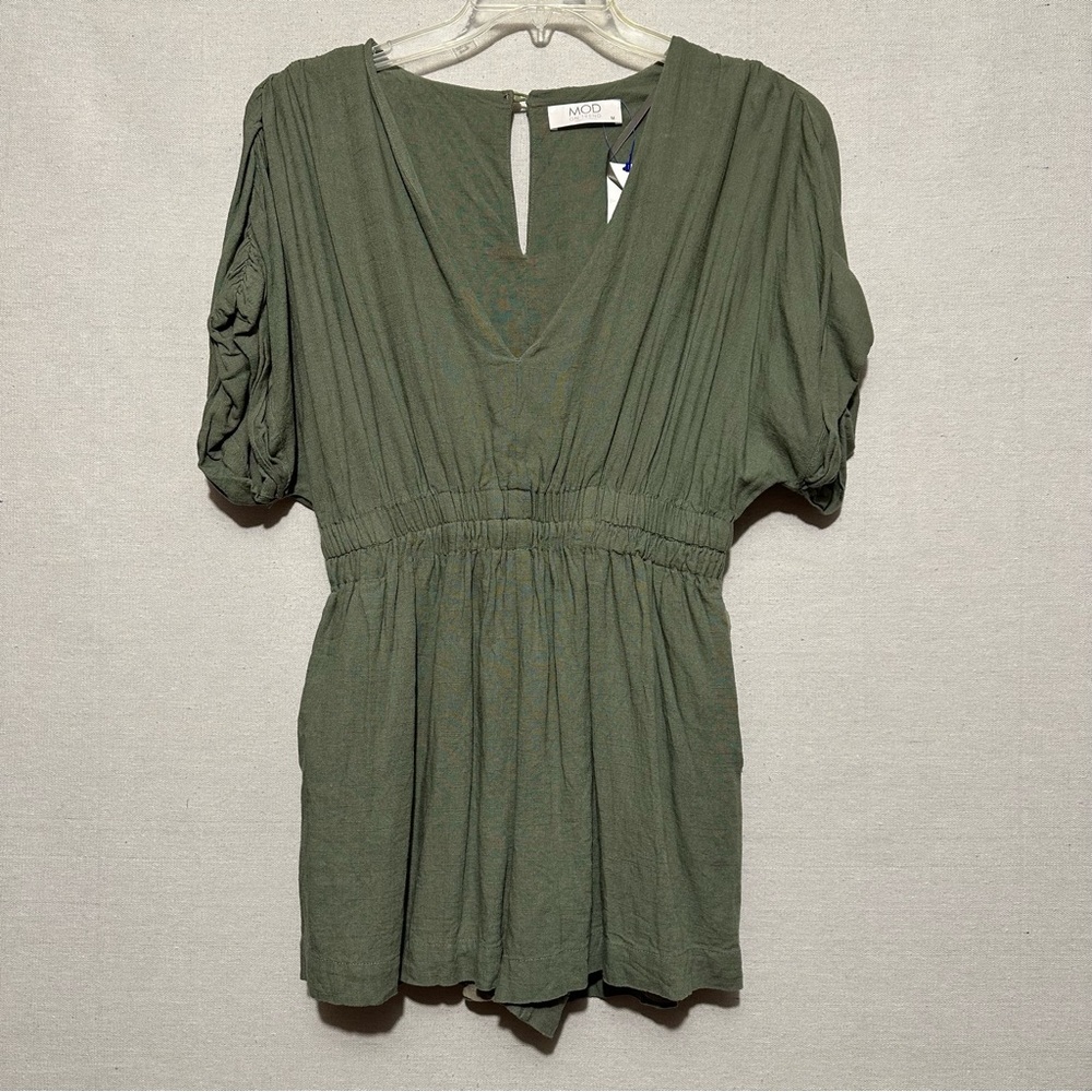 Mod on Trend Romper - size M